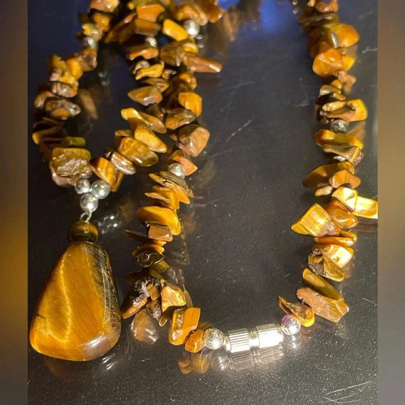 Vintage Tiger Eye Gemstone Necklace - Picture 8 of 9
